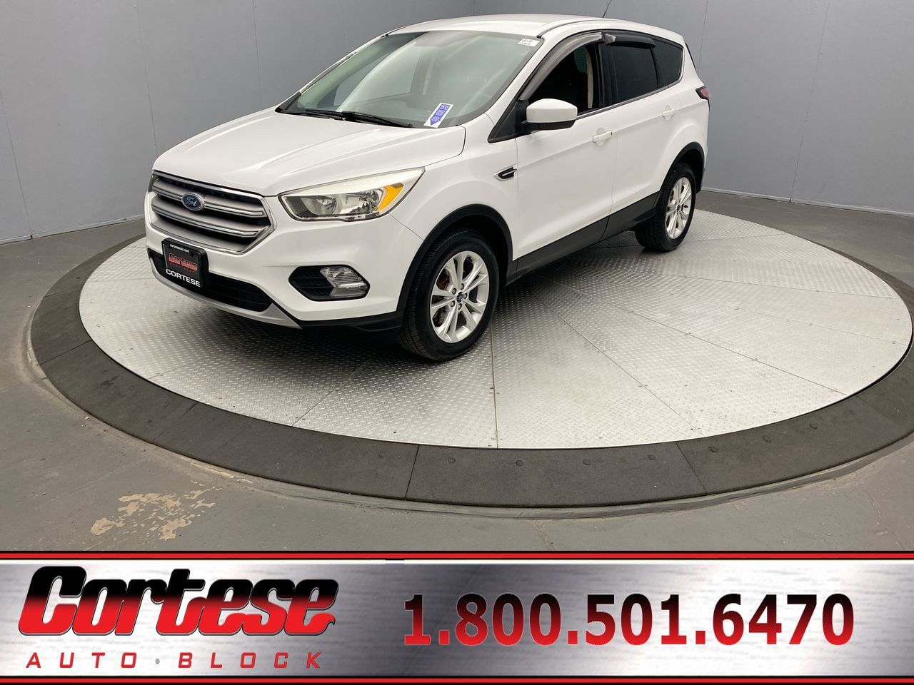 Used 2017 Ford Escape SE AWD/4WD image 1