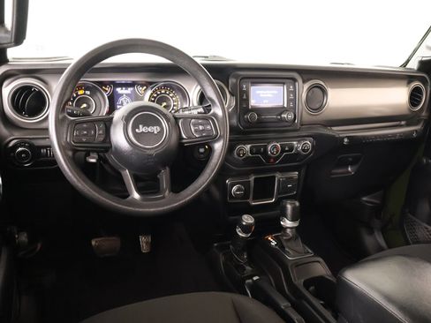 Used 2021 Jeep Wrangler Unlimited Sport AWD/4WD image 2