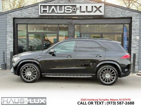 Used 2020 Mercedes-Benz GLE 350 4MATIC w/ AMG Line Exterior image 8