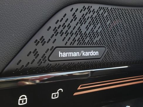 New 2026 BMW 530i xDrive image 10