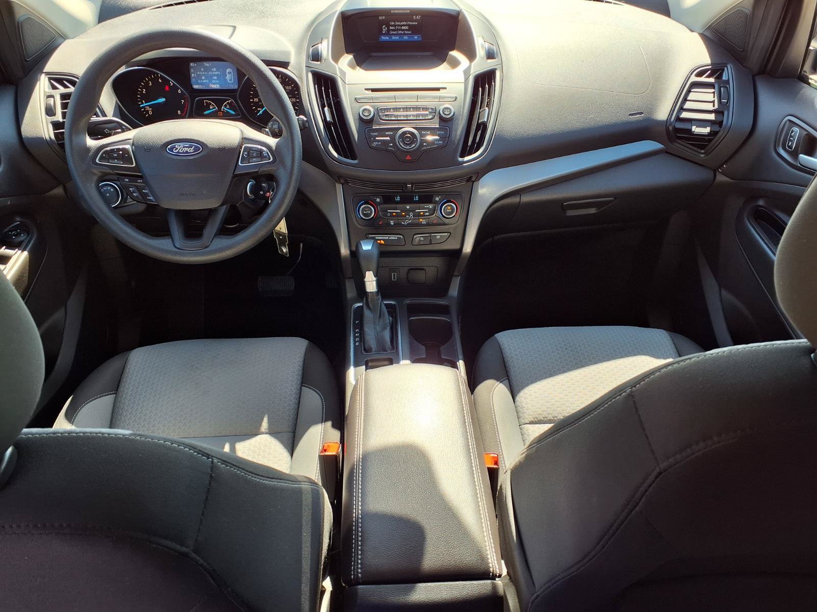 Used 2017 Ford Escape SE w/ SE Cold Weather Package FWD image 14