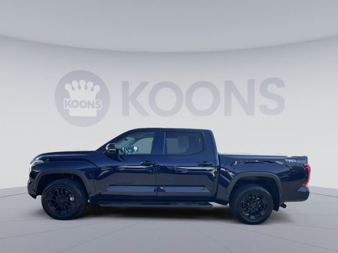 Used 2024 Toyota Tundra Limited w/ TRD Off-Road Package AWD/4WD image 7