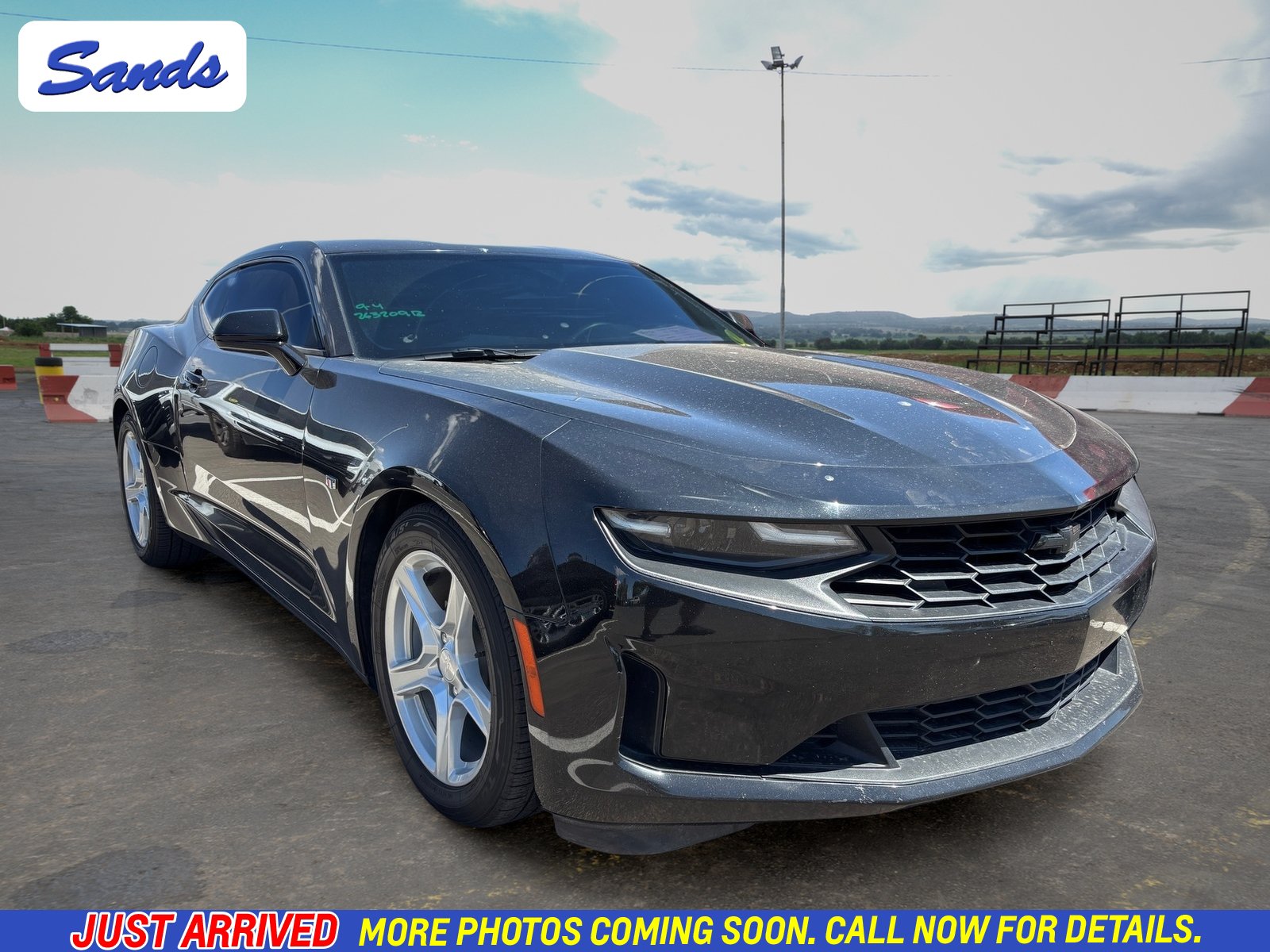 Used 2023 Chevrolet Camaro LT RWD image 1