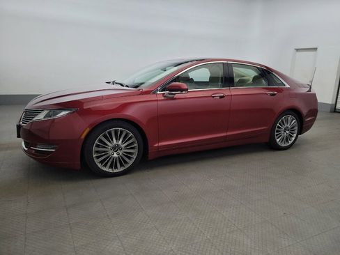 Used 2014 Lincoln MKZ AWD image 2