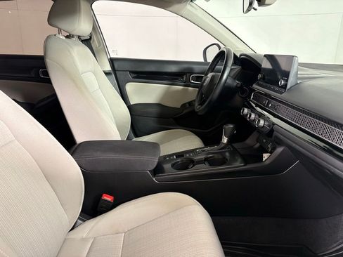 Used 2022 Honda Civic EX image 14