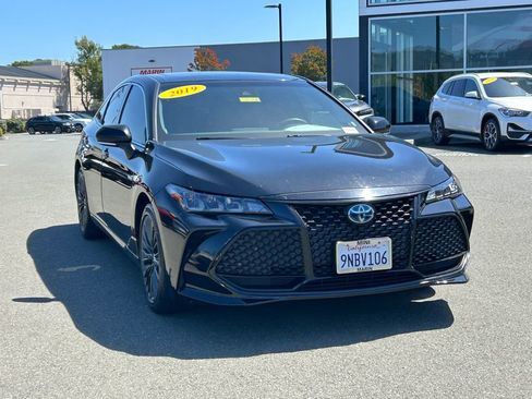 Used 2019 Toyota Avalon XSE w/ All Weather Liner Package FWD image 7
