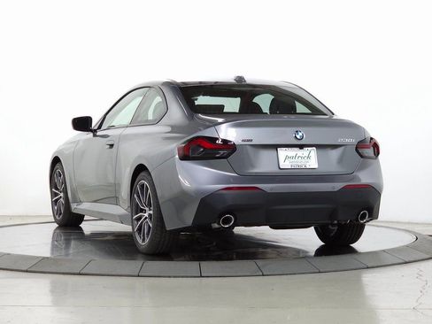 Used 2025 BMW 230i xDrive Coupe w/ Convenience Package image 5