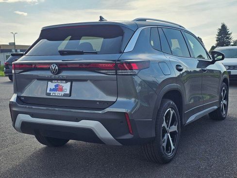 New 2026 Volkswagen Tiguan SE AWD/4WD image 7