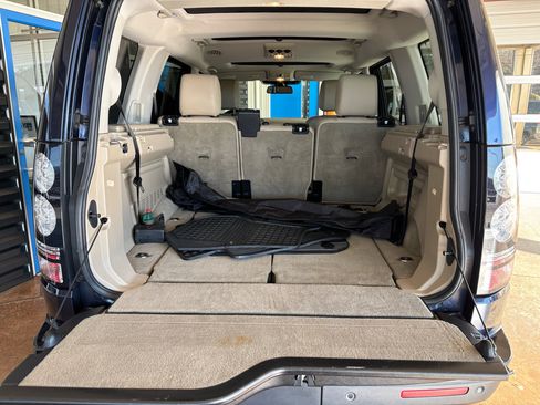 Used 2014 Land Rover LR4 HSE LUX image 32