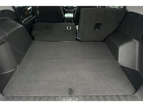 Used 2020 GMC Terrain SLE image 16