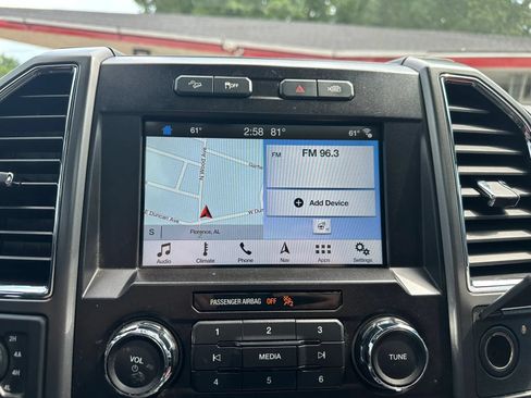 Used 2016 Ford F150 Lariat w/ Equipment Group 502A Luxury AWD/4WD image 29