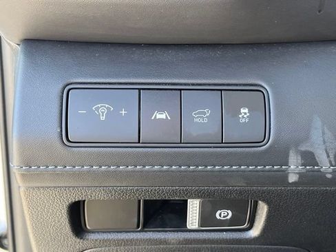 Used 2023 Hyundai Santa Fe Calligraphy AWD/4WD image 17