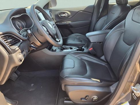 Used 2023 Jeep Cherokee Altitude Lux image 8