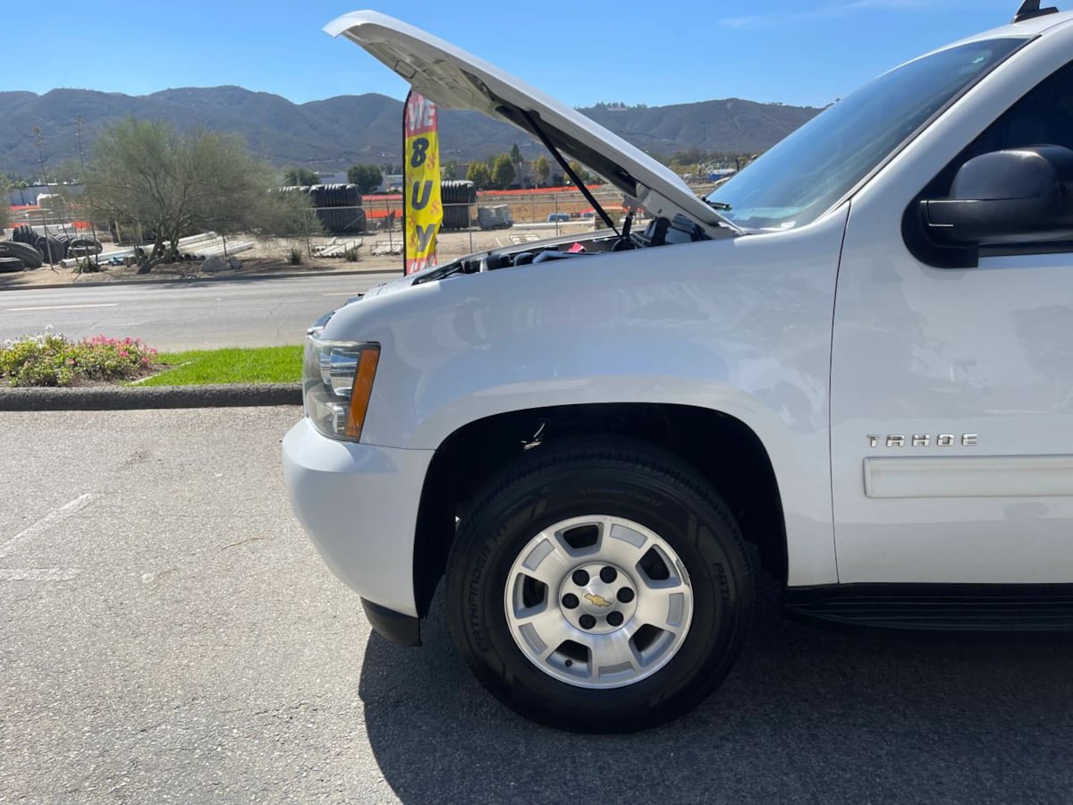 Used 2014 Chevrolet Tahoe LT RWD image 38