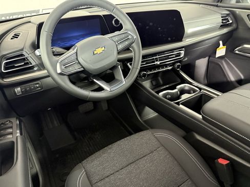 New 2026 Chevrolet Traverse LT w/ Driver Confidence Package image 18