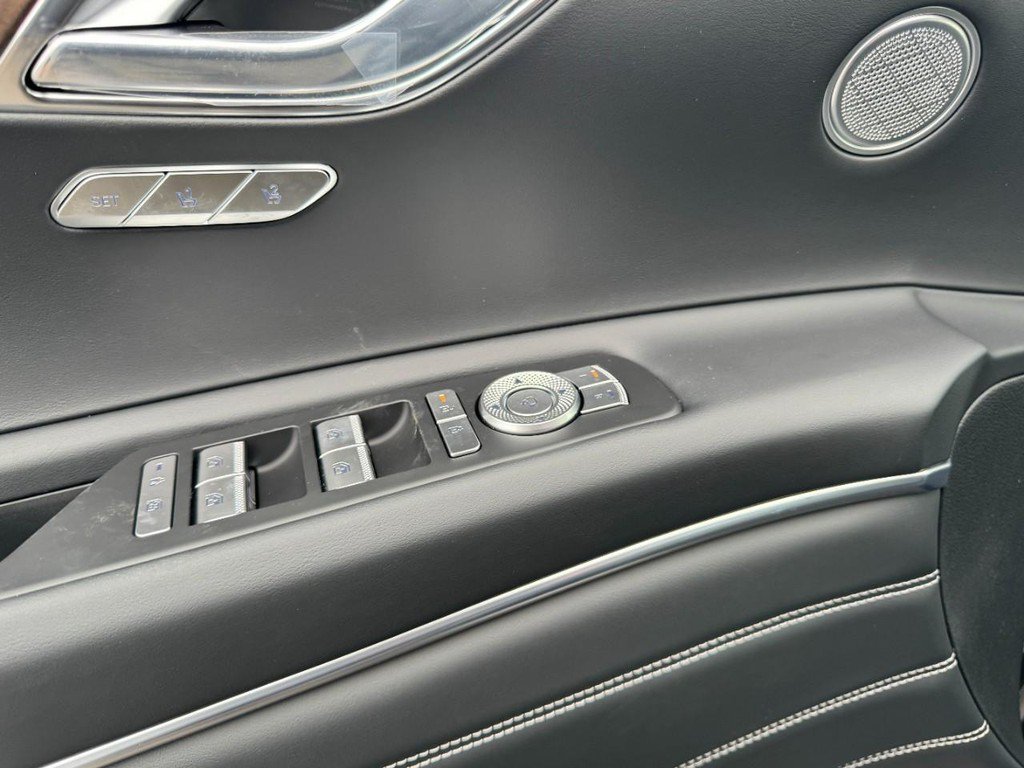 Certified 2026 Genesis GV80 2.5T Select AWD/4WD image 10