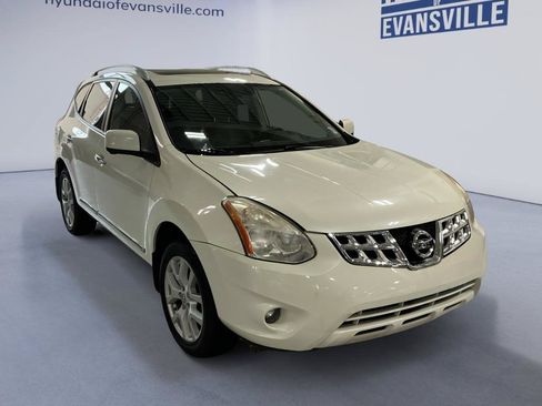 Used 2013 Nissan Rogue SL AWD/4WD image 3