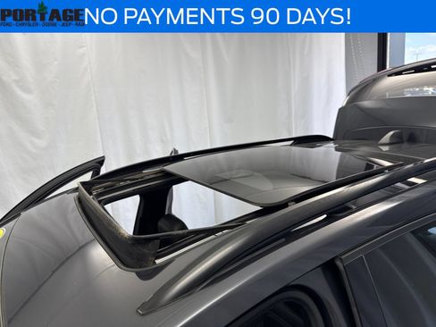 Used 2022 Chevrolet Equinox RS w/ RS Leather Package AWD/4WD image 28