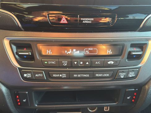 Used 2021 Honda Pilot Special Edition image 27