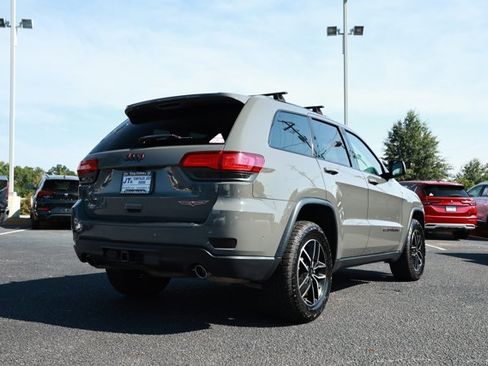 Used 2021 Jeep Grand Cherokee Trailhawk w/ Trailhawk Luxury Group AWD/4WD image 6