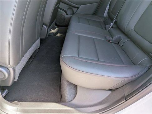 Used 2025 Chevrolet Trax RS w/ Driver Confidence Package image 18