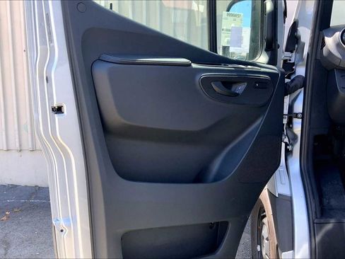 New 2025 Mercedes-Benz Sprinter 2500 image 17