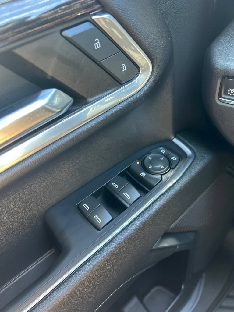 Used 2023 GMC Sierra 1500 Elevation AWD/4WD image 15