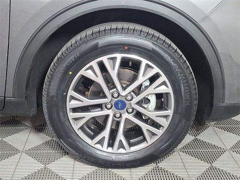 Used 2022 Ford Escape SEL image 12