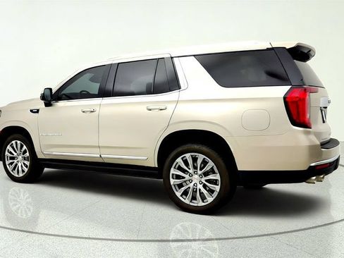 Used 2024 GMC Yukon Denali AWD/4WD image 7