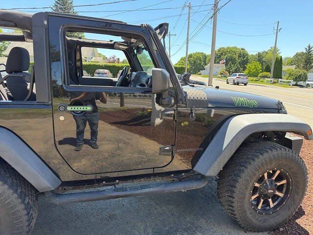 Used 2016 Jeep Wrangler Sport AWD/4WD image 7
