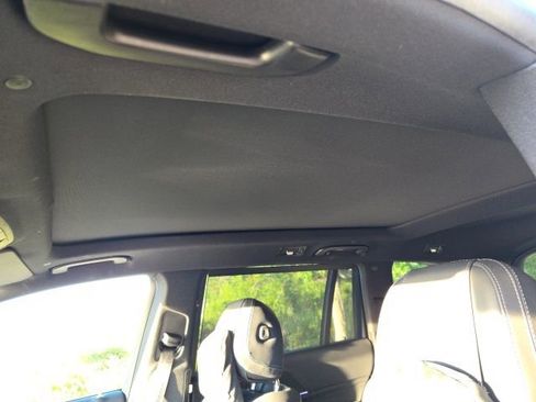 Used 2025 Mercedes-Benz GLS 580 4MATIC image 14