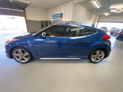 Used 2015 Hyundai Veloster Turbo FWD image 21