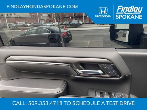 Used 2024 GMC Sierra 3500 AT4 w/ AT4 Premium Plus Package image 8