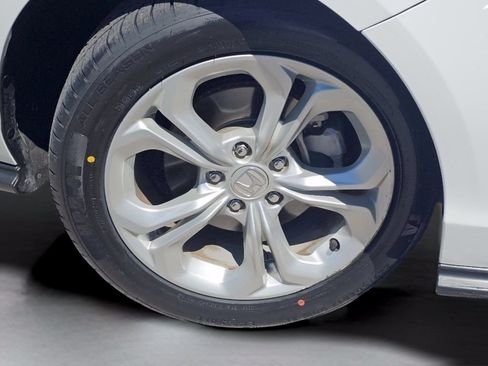 Used 2024 Honda Accord LX image 16