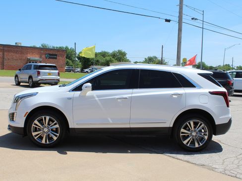 Used 2024 Cadillac XT5 Premium Luxury FWD image 8