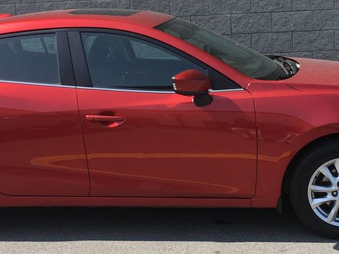 Used 2016 MAZDA MAZDA3 i Grand Touring FWD image 3