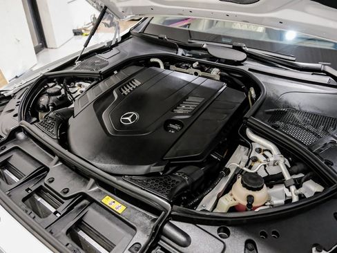 Used 2025 Mercedes-Benz S 580 4MATIC Sedan image 52