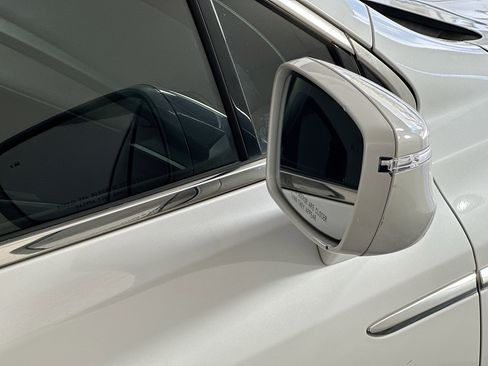 Used 2018 Buick Enclave Avenir w/ Avenir Technology Package FWD image 10