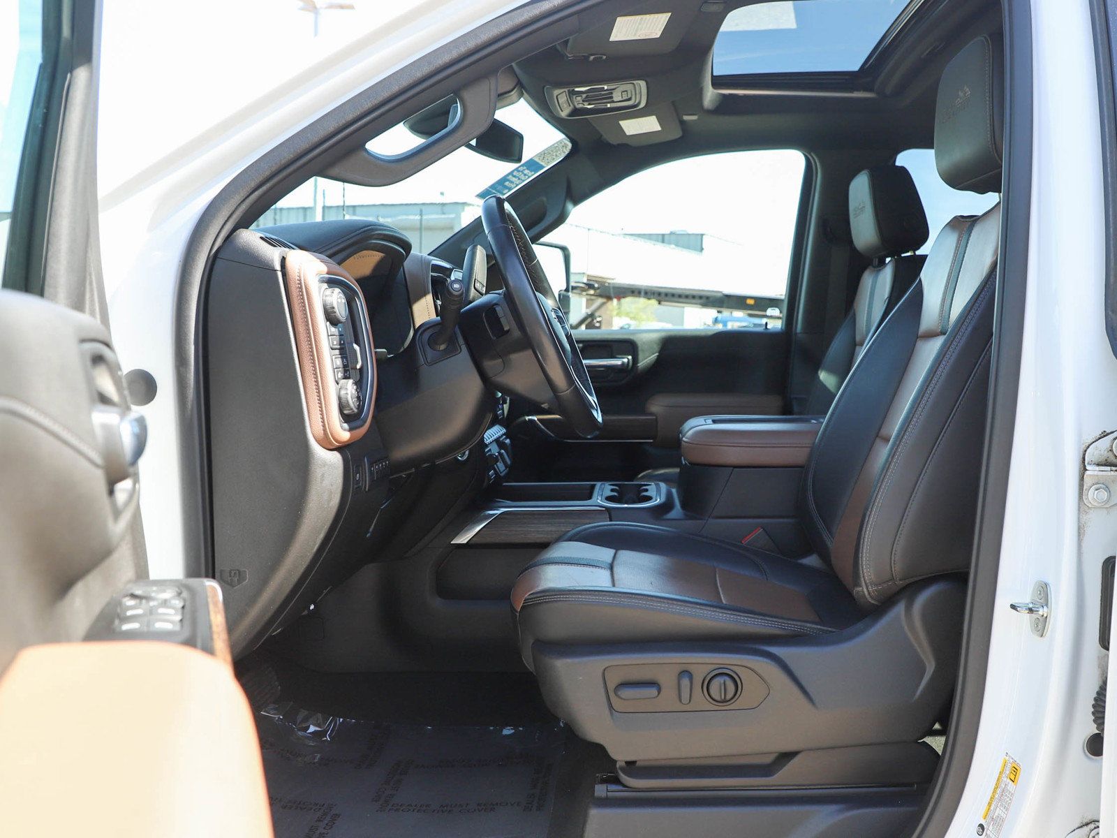 Used 2022 Chevrolet Silverado 2500 High Country w/ Safety Package II AWD/4WD image 23
