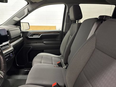 Used 2022 Chevrolet Silverado 1500 RST AWD/4WD image 20