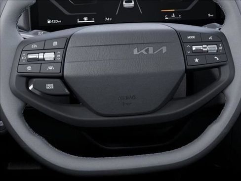 Used 2025 Kia K4 EX FWD image 22