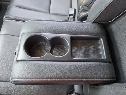 Used 2015 Honda Pilot Touring image 36