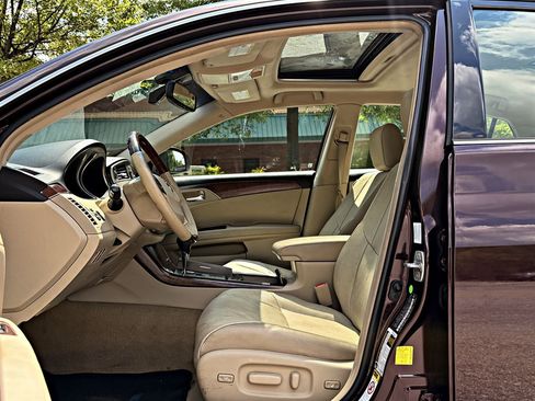 Used 2011 Toyota Avalon Limited FWD image 9
