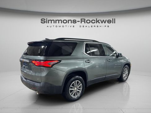 Used 2023 Chevrolet Traverse LT AWD/4WD image 5