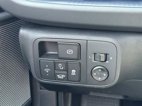 Used 2024 Hyundai Ioniq 6 SE RWD image 28