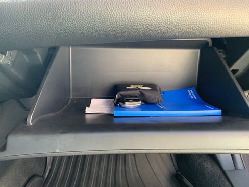 Used 2019 Honda Accord LX image 32