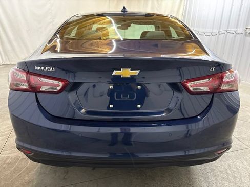 Used 2021 Chevrolet Malibu LT FWD image 6