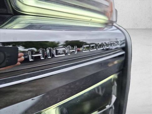 Used 2021 Chevrolet Silverado 2500 High Country w/ Z71 Off-Road Package AWD/4WD image 28