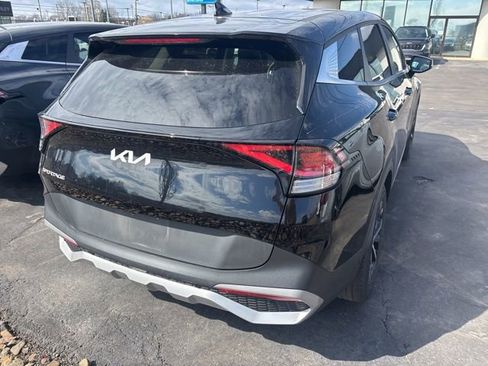 Certified 2023 Kia Sportage EX image 5