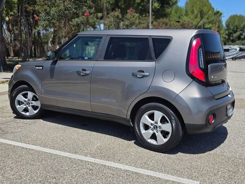 Used 2017 Kia Soul w/ Convenience Package FWD image 16